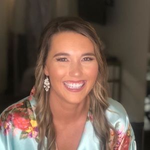 Meet your Posher, Lindsey